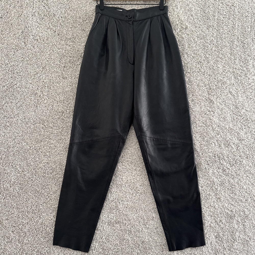 RARE VINTAGE DONNA PELLE BLACK LEATHER PLEATED PANTS SIZE 8